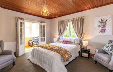 Crystal Sands Room