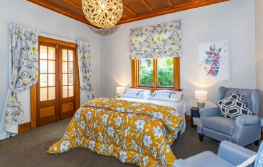 Coral Sands Room